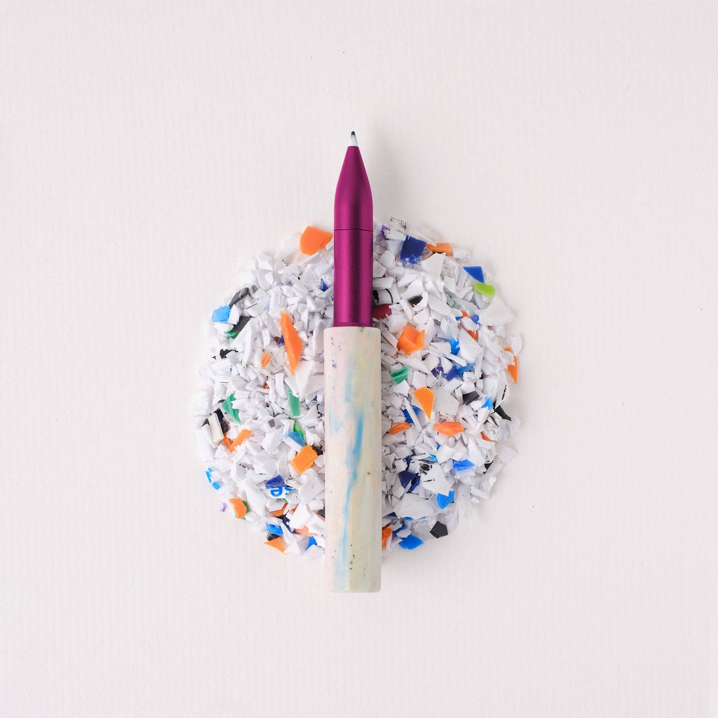 Tom's Studio Wren Write-Off Refillable Writing Pen (Funfetti)