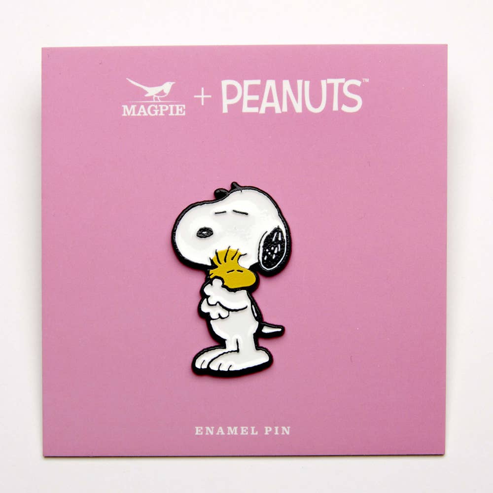 Peanuts Badge - Hugs